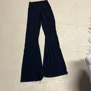 Aerie crossover flares